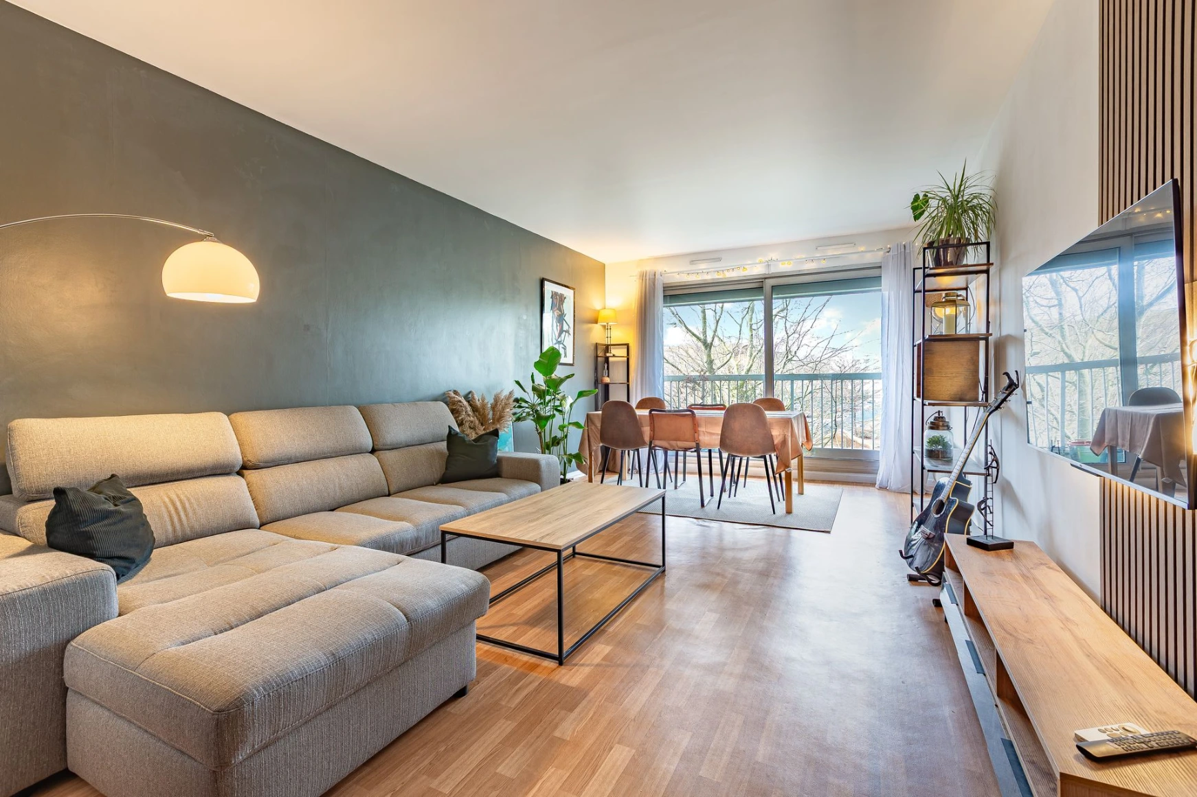 Appartement vendu allée de la Caravelle Chennevières-sur-Marne par Matthieu Azincourt et Wendy Gonçalves iad France
