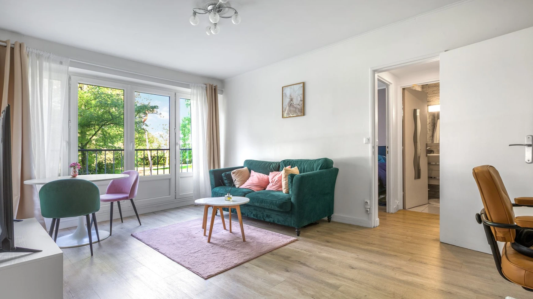 Appartement vendu avenue Gabriel Fauré Chennevières-sur-Marne par Matthieu Azincourt et Wendy Gonçalves iad France