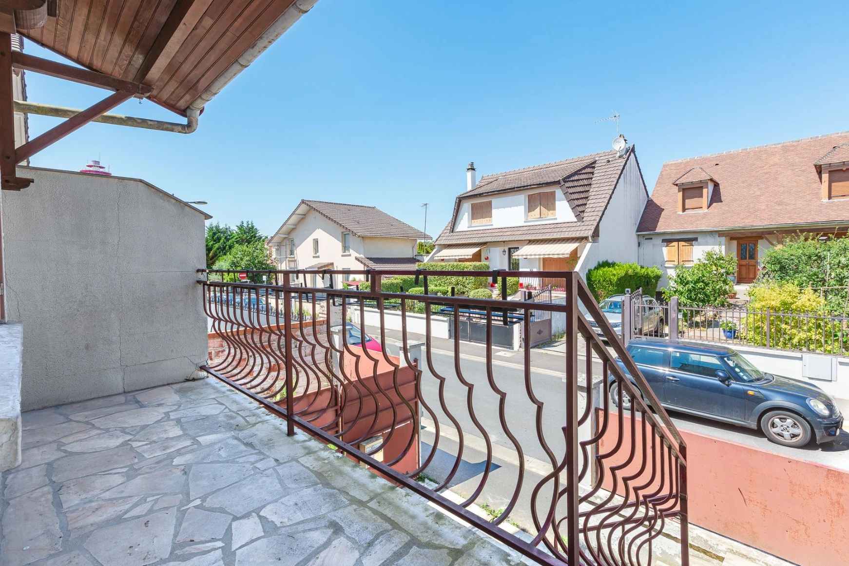 Maison vendue avenue Edmond Chennevières-sur-Marne par Matthieu Azincourt et Wendy Gonçalves iad France