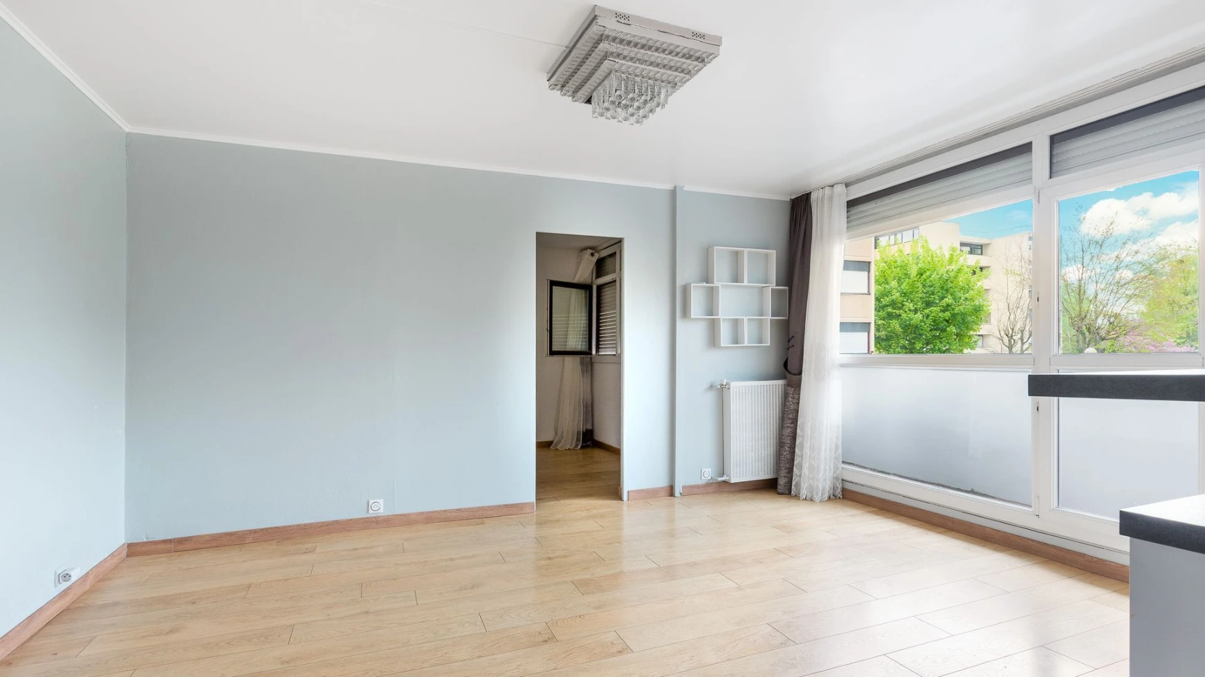Appartement vendu rue Jean Mermoz à Chennevières-sur-Marne par Matthieu Azincourt et Wendy Gonçalves iad France