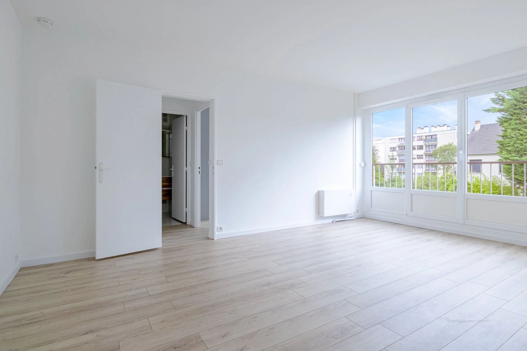 Appartement vendu avenue Gabriel Fauré à Chennevières-sur-Marne par Matthieu Azincourt et Wendy Gonçalves iad France