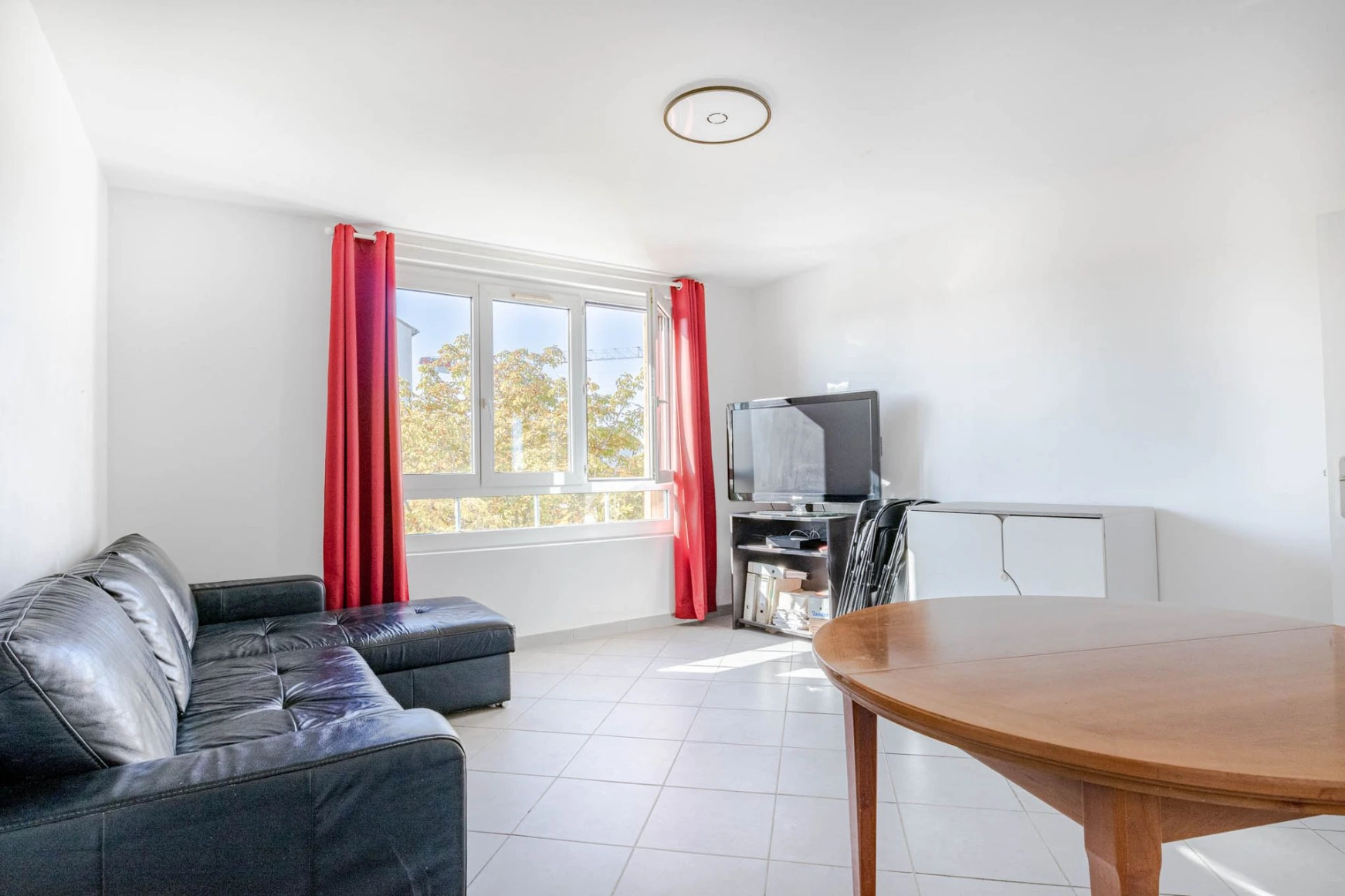 Appartement vendu rue Alexandre Fourny à Champigny-sur-Marne par Matthieu Azincourt et Wendy Gonçalves iad France