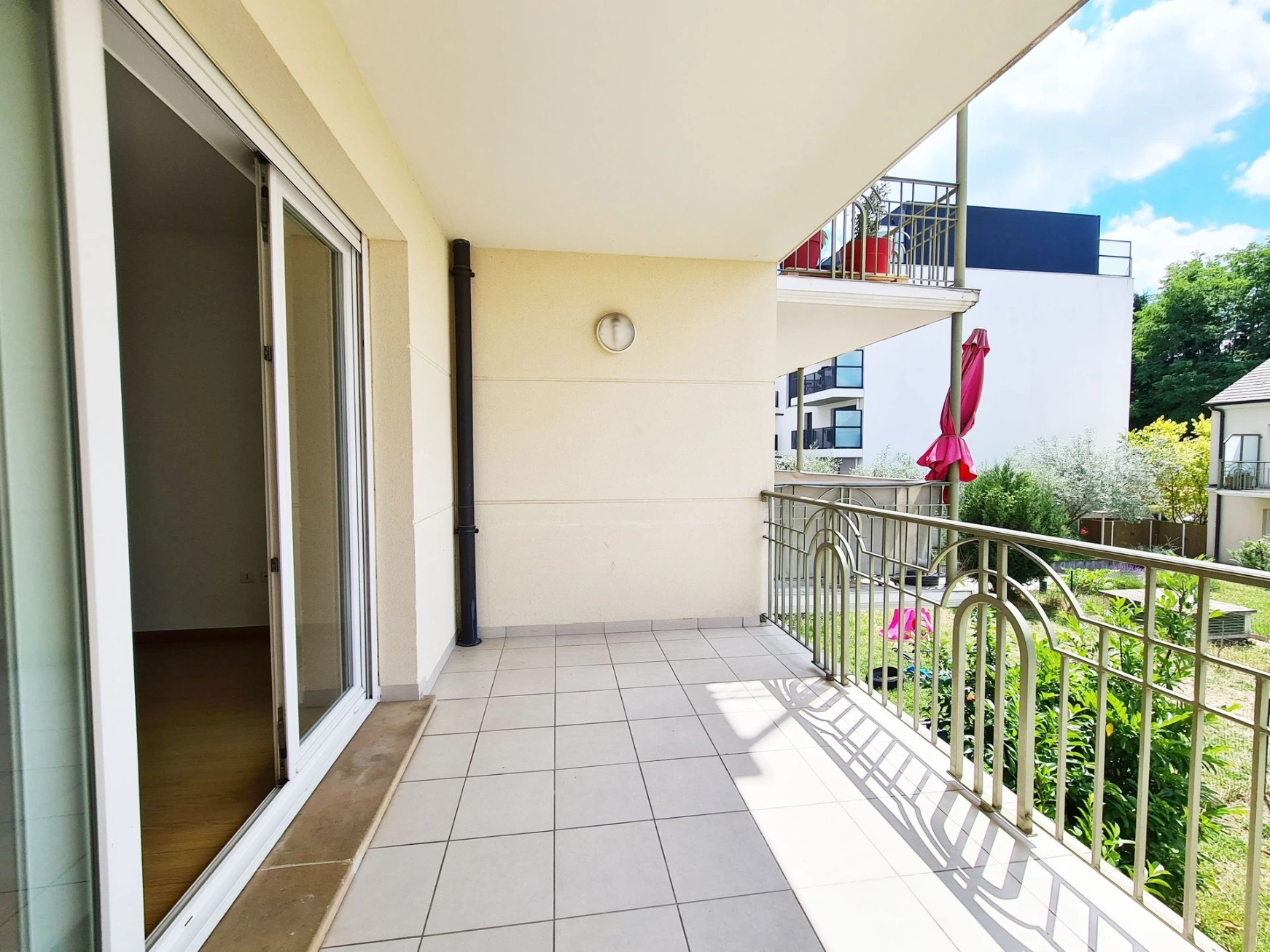 Appartement vendu rue de Paris Boissy-Saint-Léger par Matthieu Azincourt et Wendy Gonçalves iad France