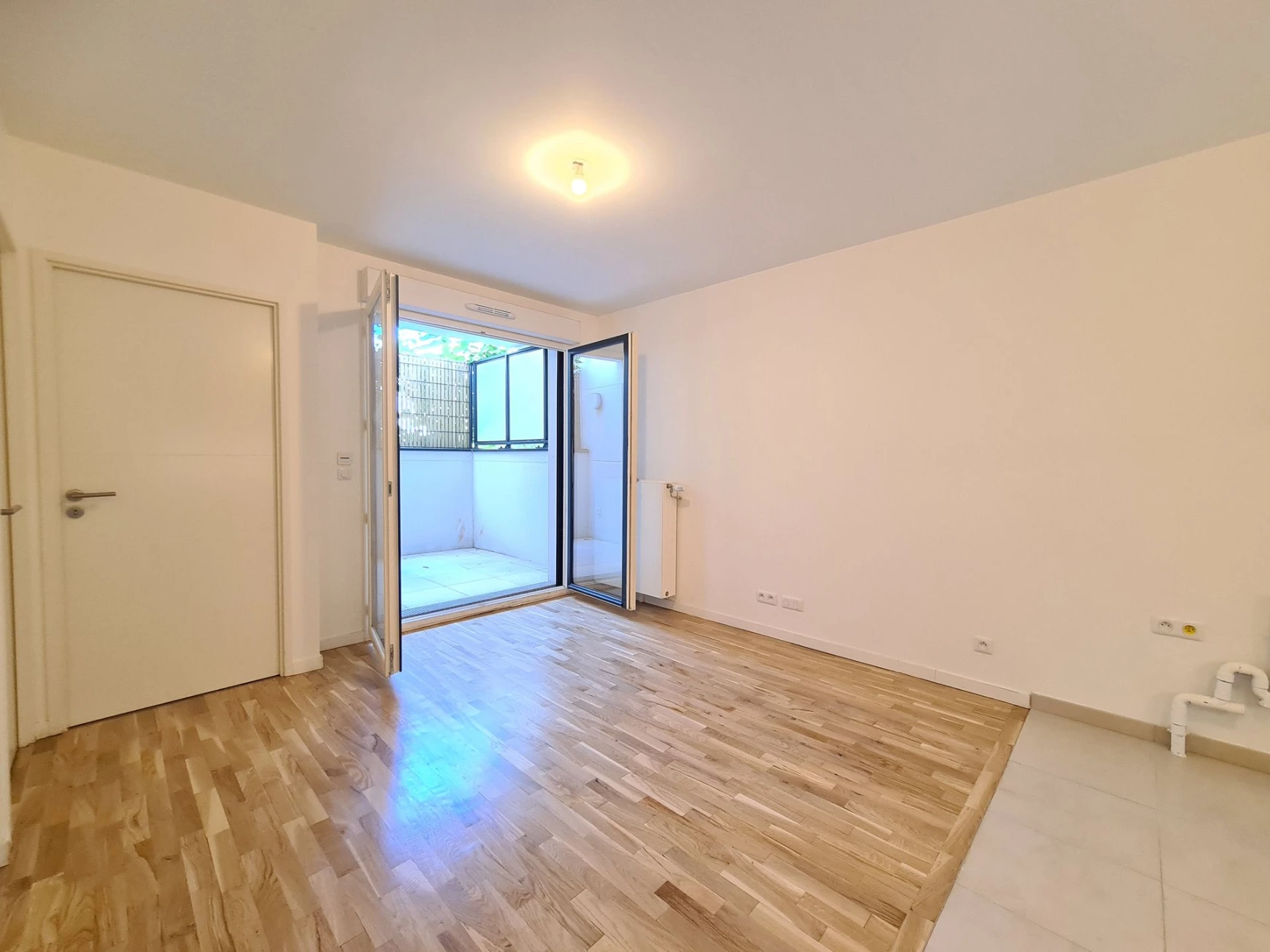 Appartement vendu rue Lazare Carnot à Le Pré-Saint-Gervais par Matthieu Azincourt et Wendy Gonçalves iad France