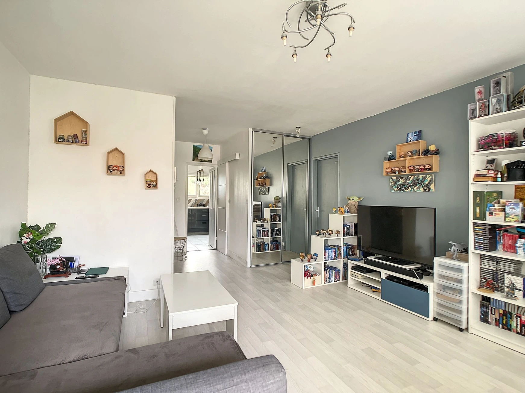 Appartement vendu villa des Bougainvilliers à Villecresnes par Matthieu Azincourt et Wendy Gonçalves iad France